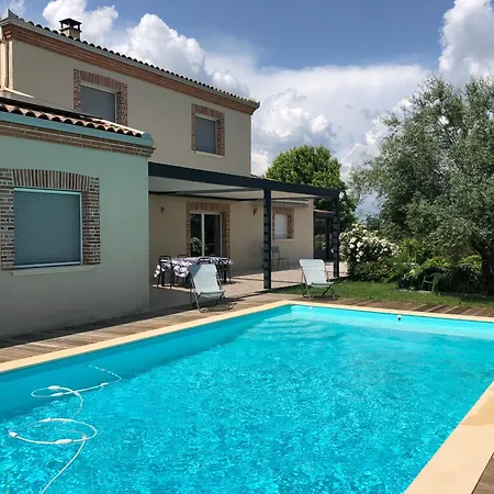 ベッド・アンド・ブレックファスト Le Real