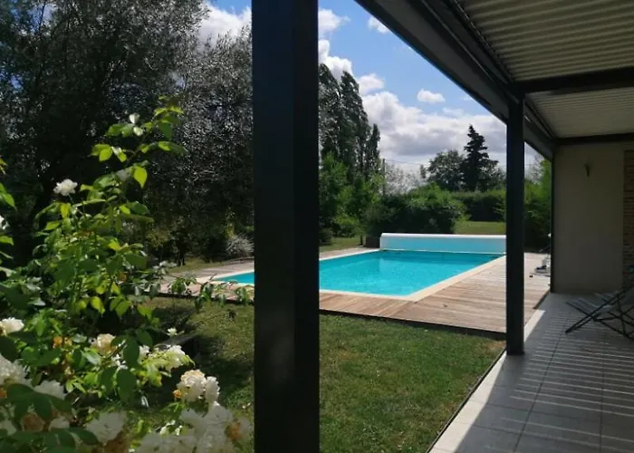 Le Réal 3* Roquemaure (Tarn)